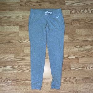 Grey nike joggers/leggings